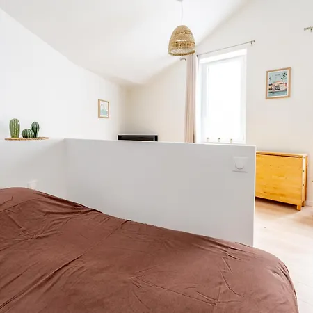 Apartment Cosyrez - Wifi, Central, Calme Reze
